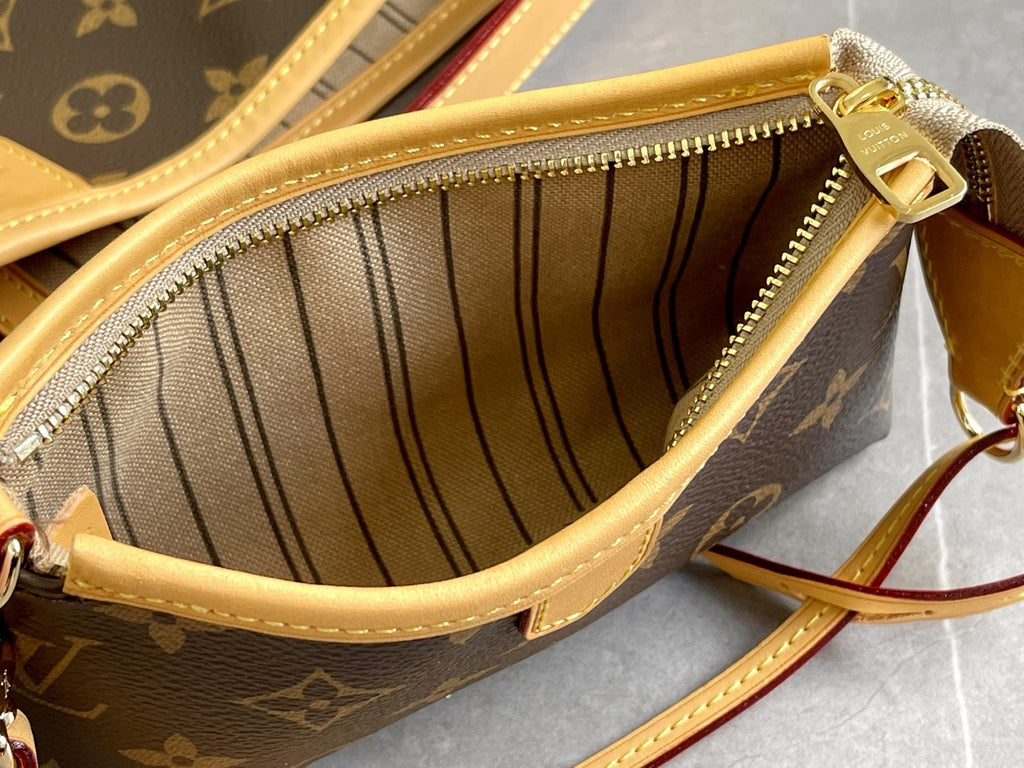 Louis Vuitton Delight Full MM 52cm Monogram Bag