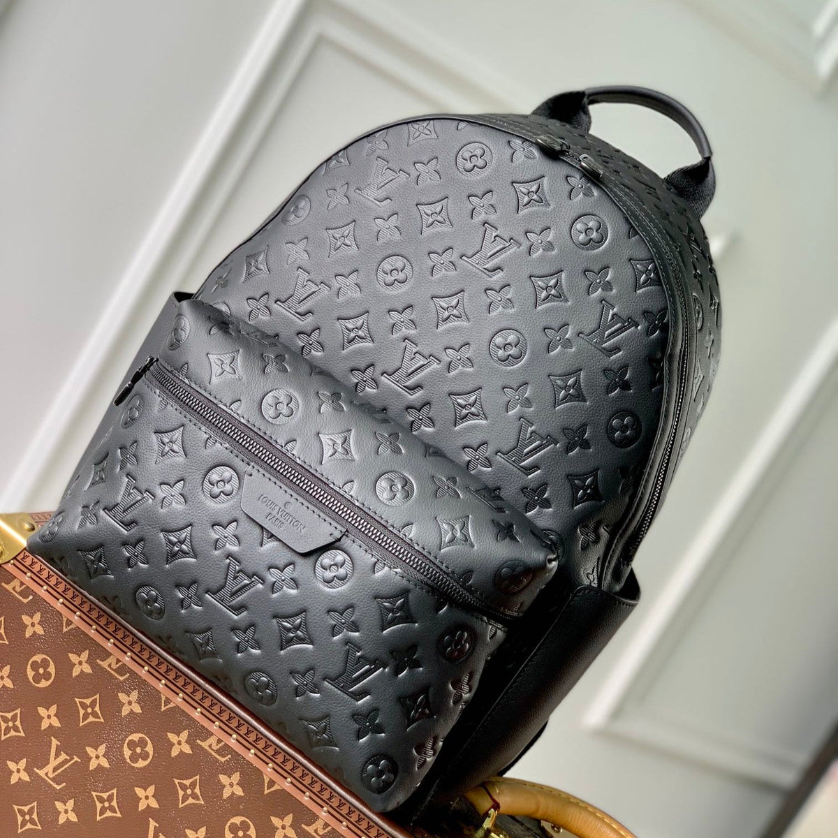 Louis Vuitton Discovery PM Backpack 38 in Black Monogram Lambskin