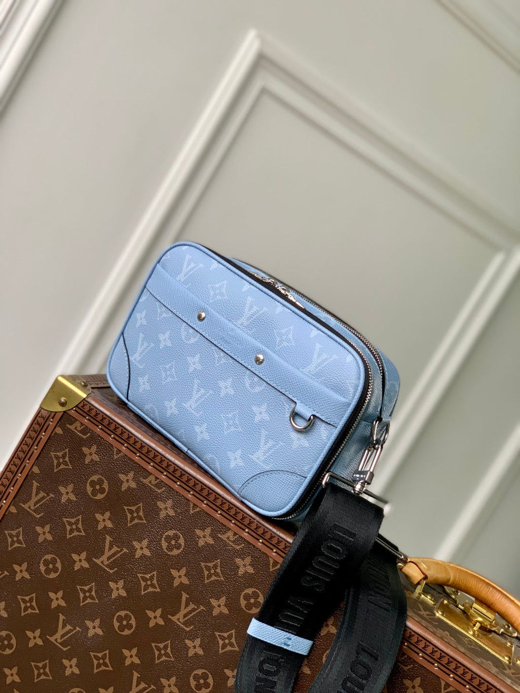 Louis Vuitton Alpha Messenger 24 in Blue Monogram Coated Canvas and Calfskin Bag