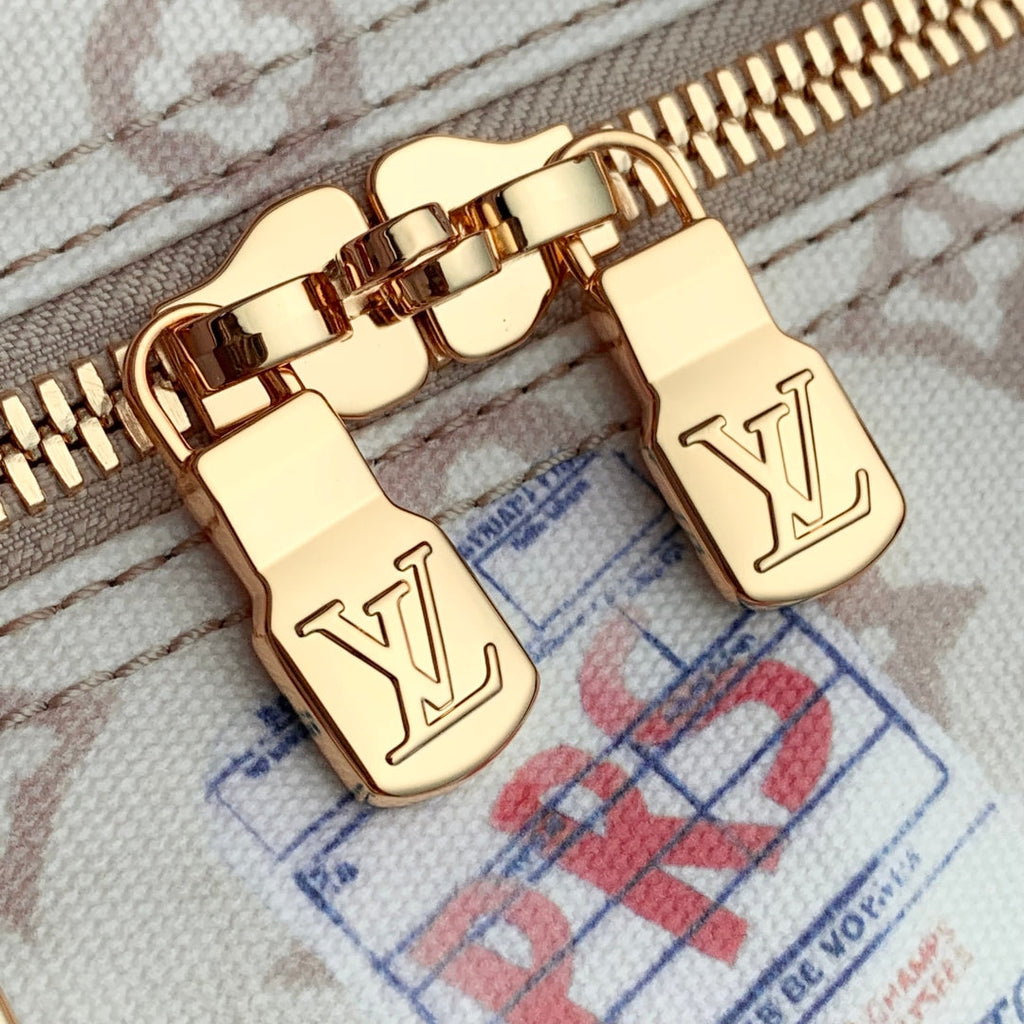 Louis Vuitton Keepall Bandoulière 45 in White Monogram Dune Canvas and Calfskin Bag