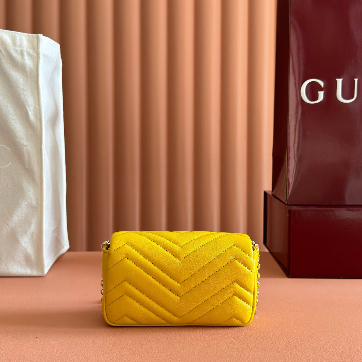 Gucci 26S Marmont Bag 16 in Yellow Lambskin