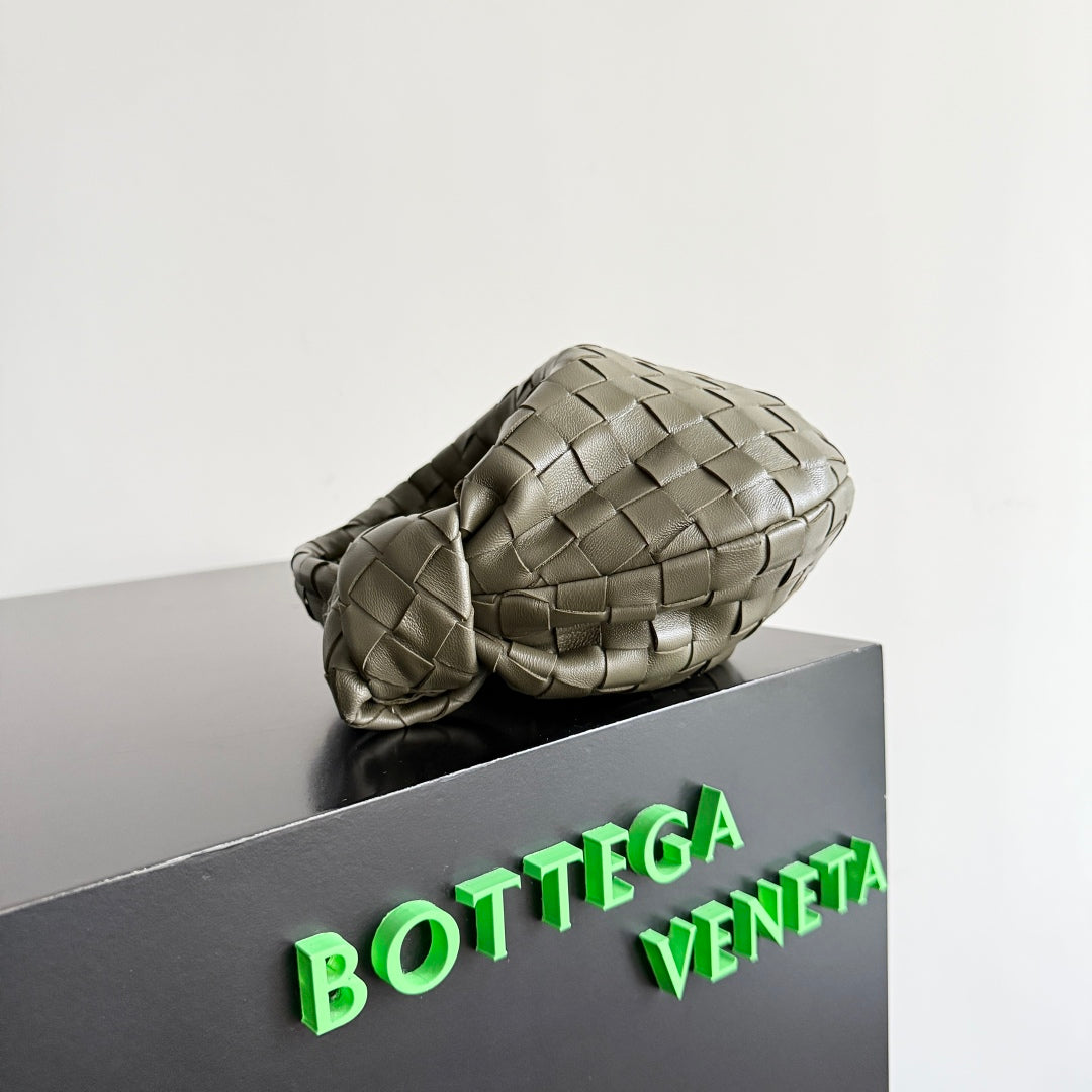 Bottega Veneta 25S Mini Jodie 26 in Olive Green Calfskin Bag