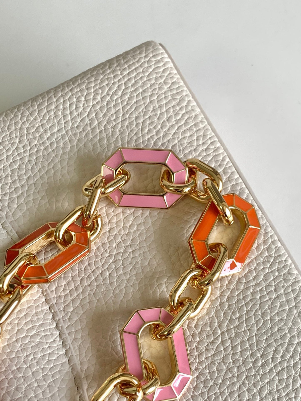 Louis Vuitton Capucines Mini 21 in Pearl White Taurillon Gold Hardware Bag
