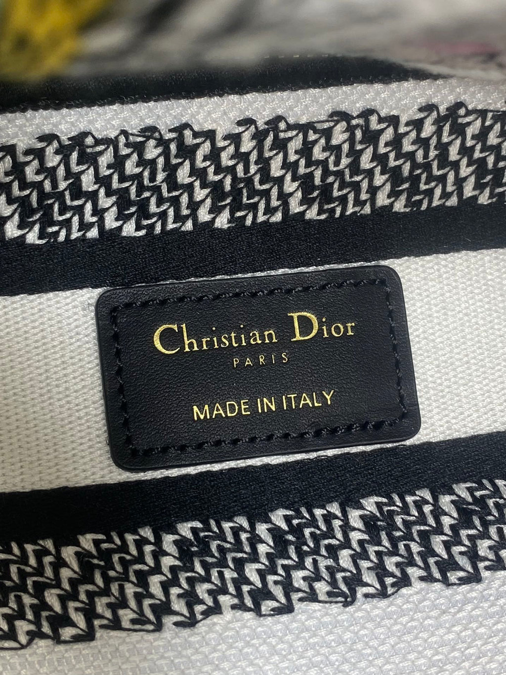 Dior 25S Small Lady D-Lite Bag 24 in White Flowers Calendar Allover Embroidery