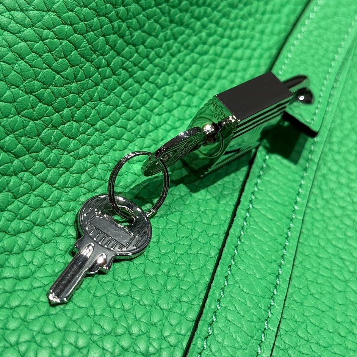 Hermes 25S Picotin Lock 22 in Spring Green Calfskin Silver Hardware Bag
