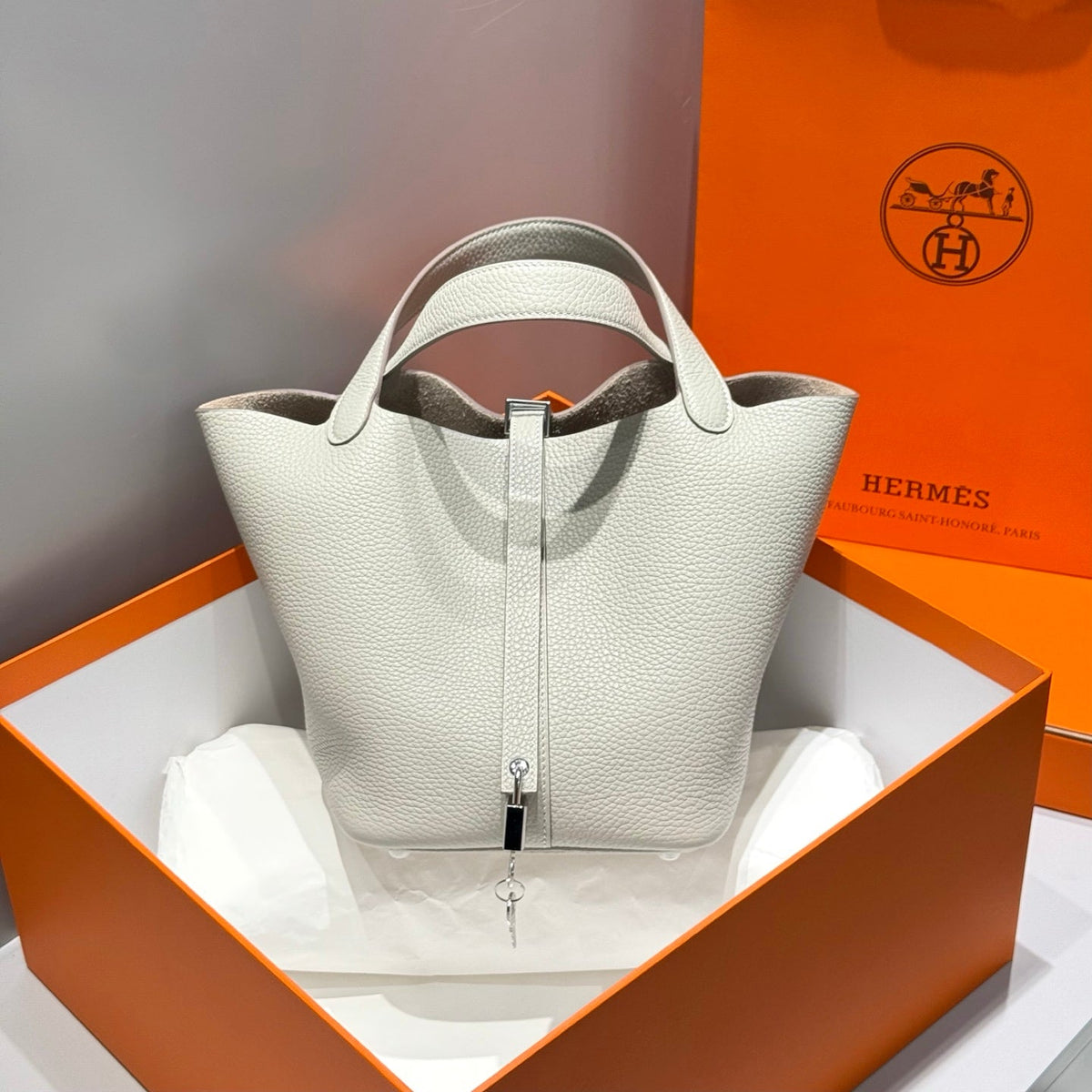 Hermes 25S Picotin Lock 22 in Ivory Calfskin Silver Hardware Bag