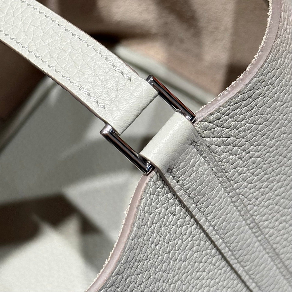Hermes 25S Picotin Lock 22 in Ivory Calfskin Silver Hardware Bag