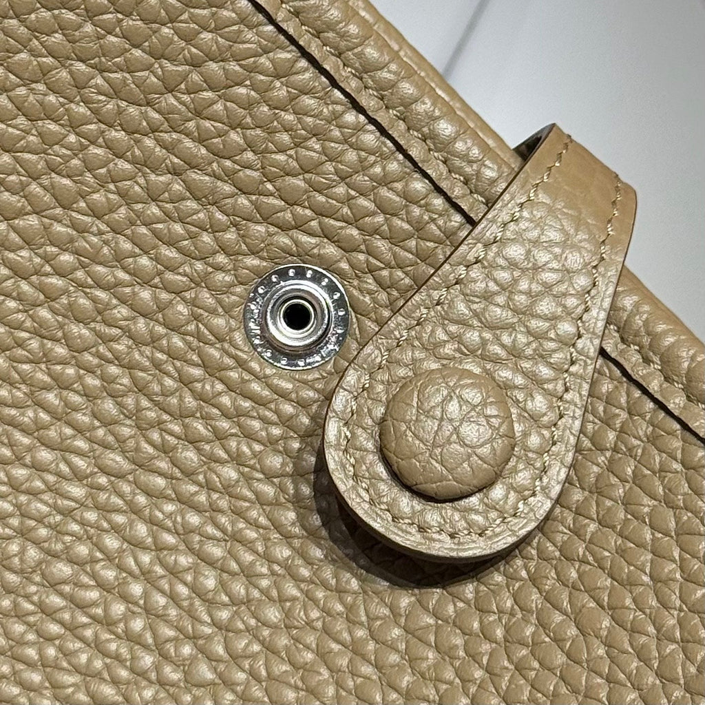 Hermes 25S Mini Evelyne 18 in Beige Marfa Patterned Strap Calfskin Silver Hardware Bag