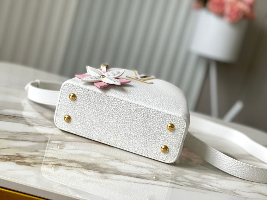 Louis Vuitton Capucines Mini 21 in White Taurillon Gold Hardware Bag