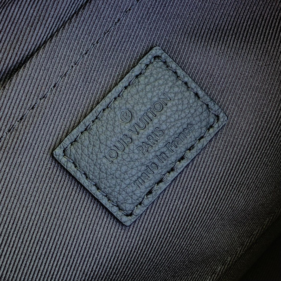 Louis Vuitton Hamac Bag 28 in Black Monogram Shadow