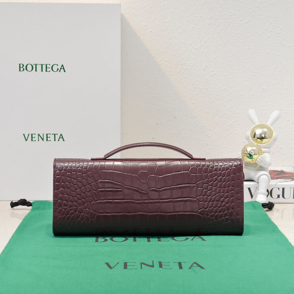 Bottega Veneta Long Clutch Andiamo 31 Burgundy Crocodile Calfskin Ghw