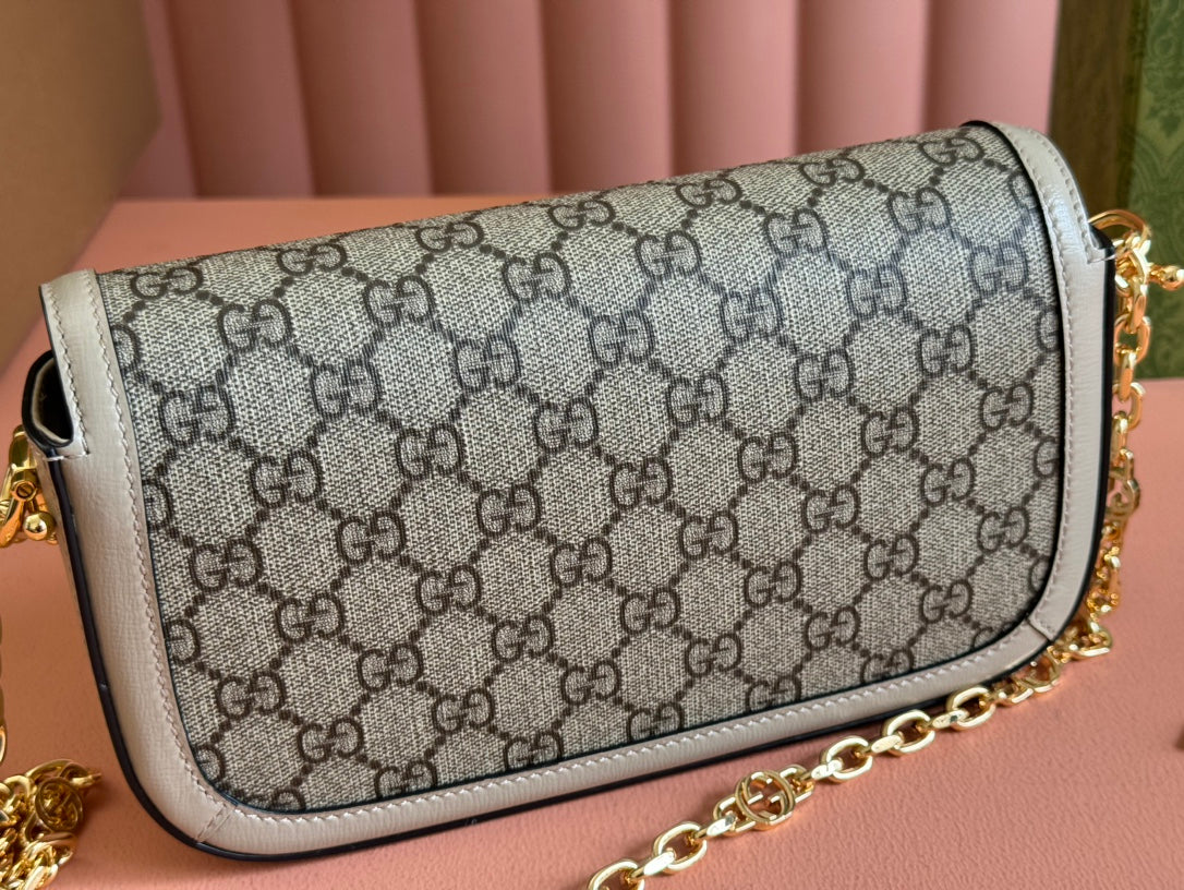 Gucci Horsebit 1955 Bag 24 in Beige Canvas and White Calfskin