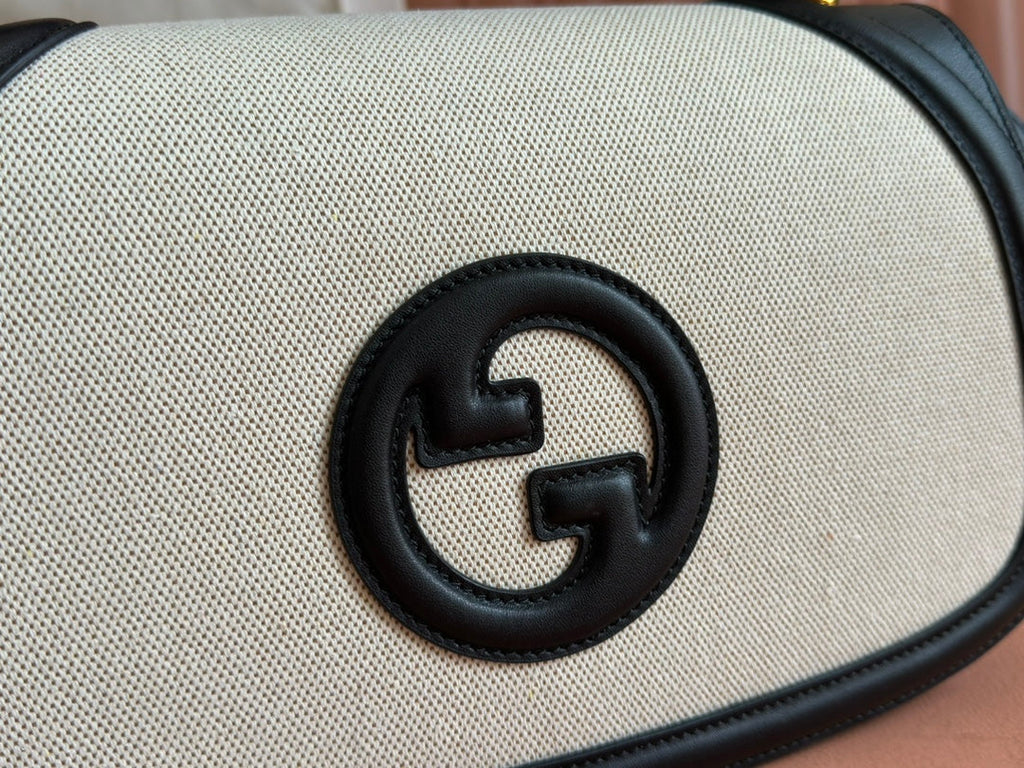 Gucci Blondie Large Top Handle Bag 32 in Natural Cotton Linen Canvas Black Calfskin