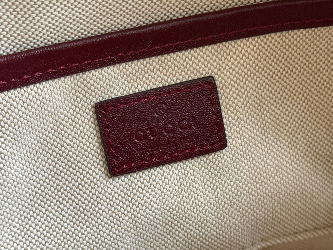 Gucci Blondie Small Shoulder Bag 21 in Rosso Ancora Red Calfskin
