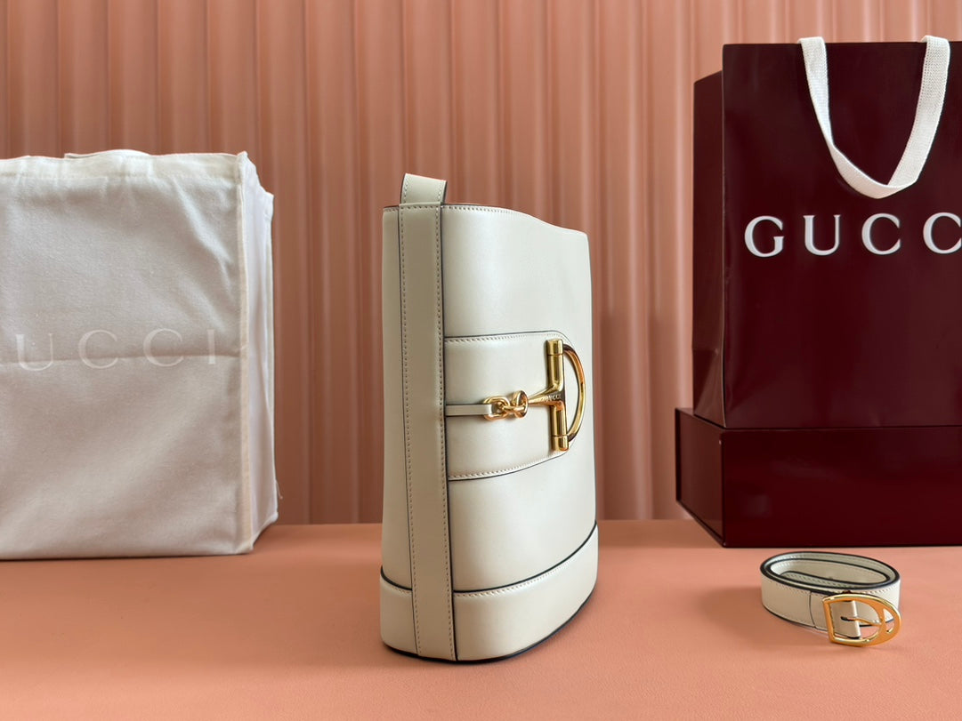 Gucci 73 Medium Bucket Bag 27.5 in Off White Smooth Calfskin