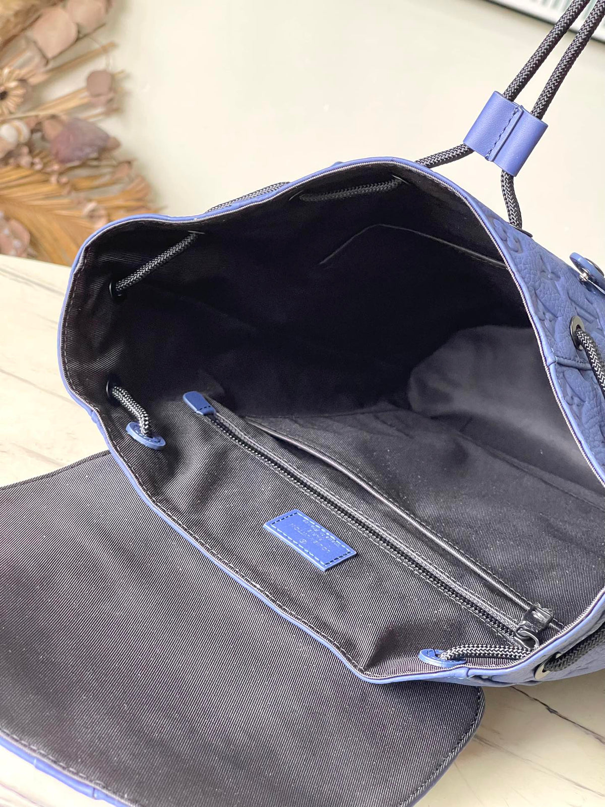 Louis Vuitton Christopher MM 44 in Sapphire Blue Taurillon Bag