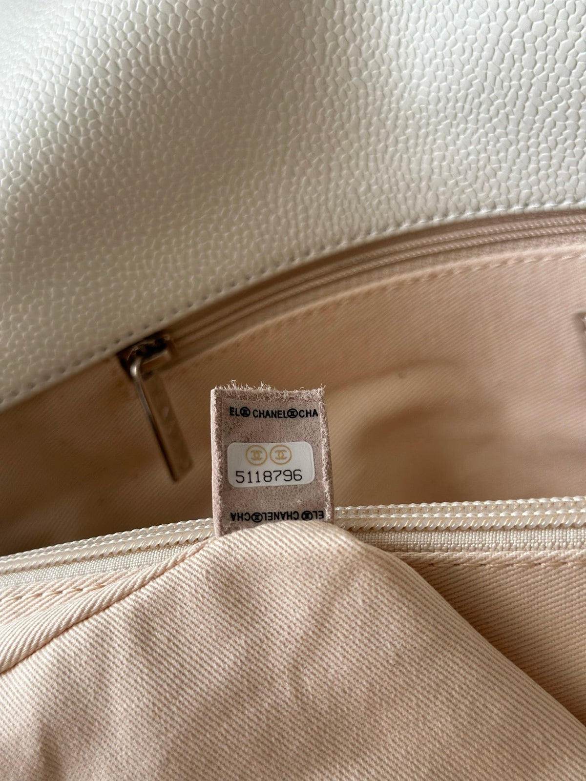 Chanel 25S Shoulder Bag 34 in White Caviar with Silver Hardware