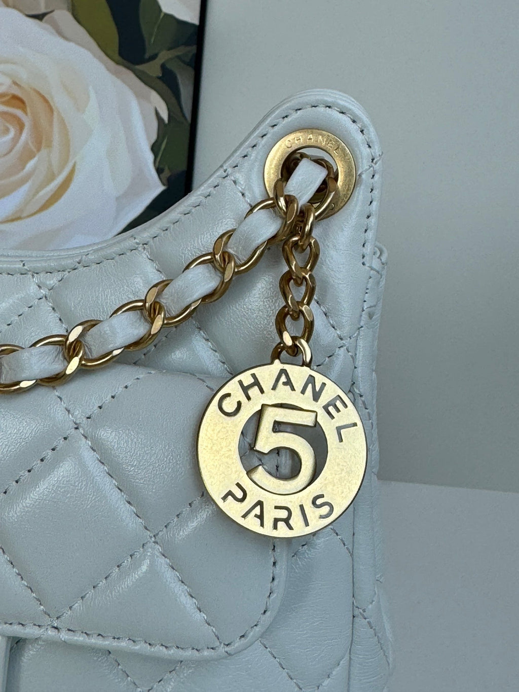 Chanel 25S Hobo Bag 19 cm in White Lambskin with Gold Hardware