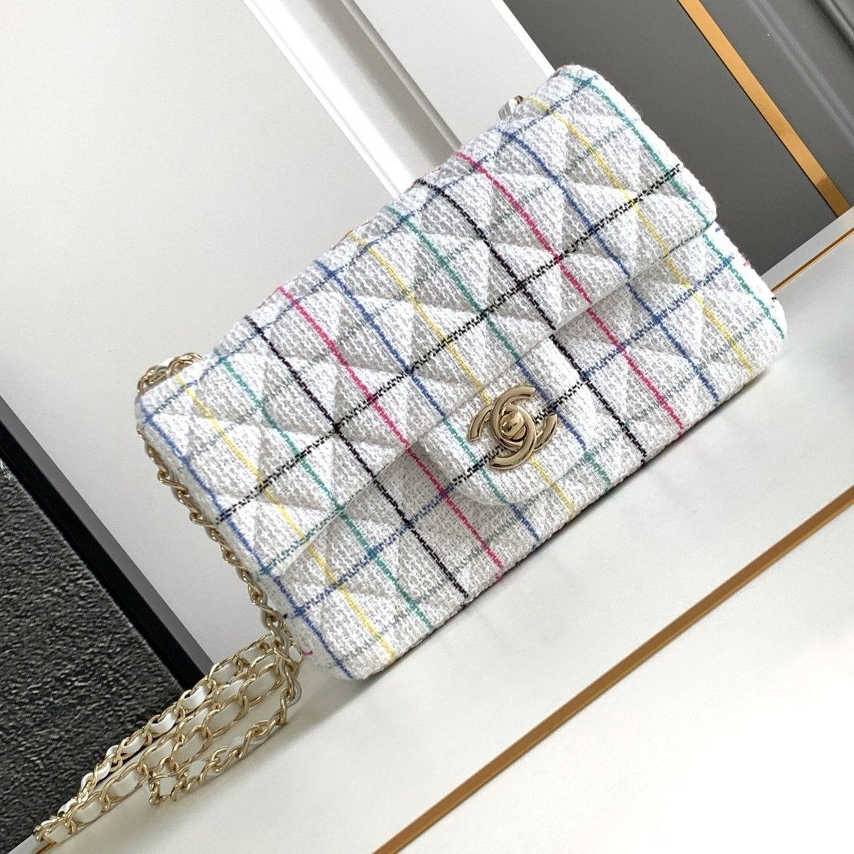 Chanel Medium 25 Flap Bag in White Wool Tweed