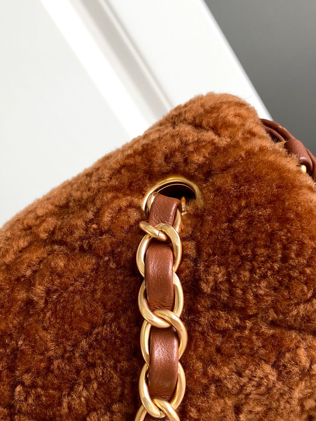 Chanel 25S Flap Bag 18 cm in Brown Wool and Lambskin