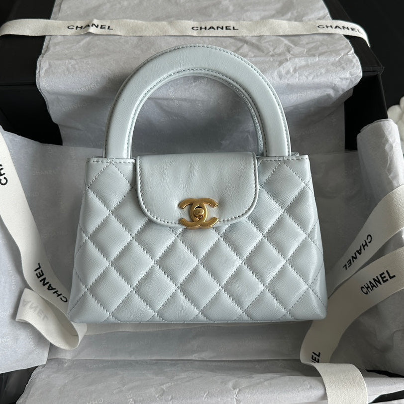 Chanel Vintage Kelly 25S 19 cm in Pastel Mint Green Lambskin with Gold Hardware Bag