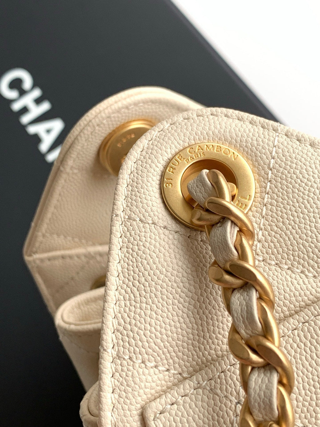 Chanel 25S Hobo Bag 22 in Light Beige Caviar Leather with Gold Hardware