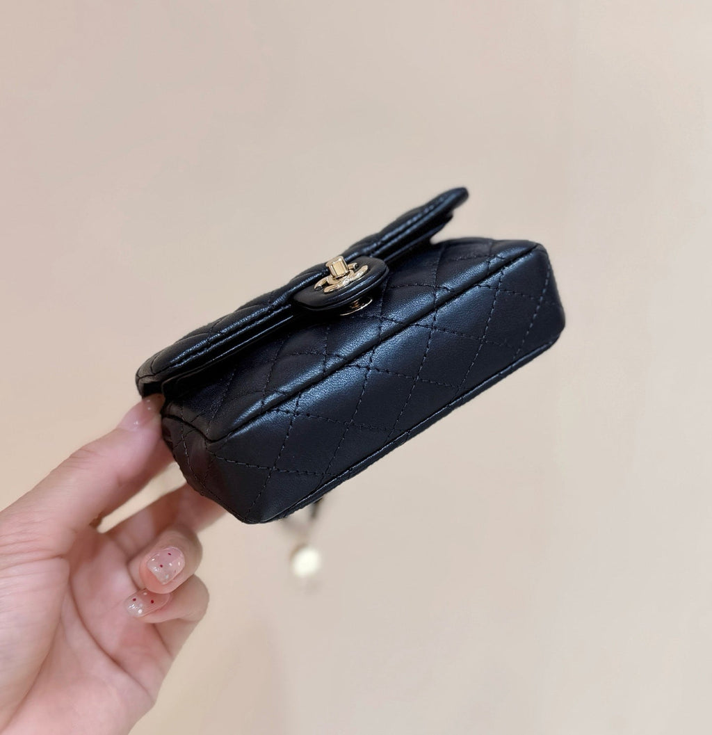 Chanel 25S Mini Cf Bag 12 in Black Lambskin Heart Model